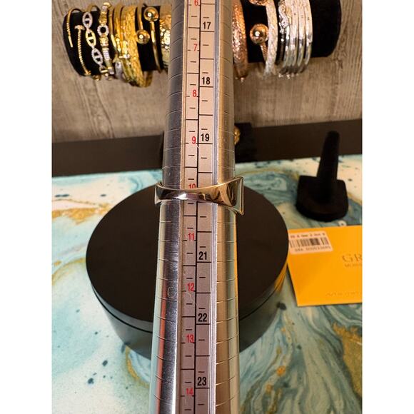 Sz. 10 - 2CTW Moissanite Silver Ring w/ GRA Cert. - Picture 6 of 6